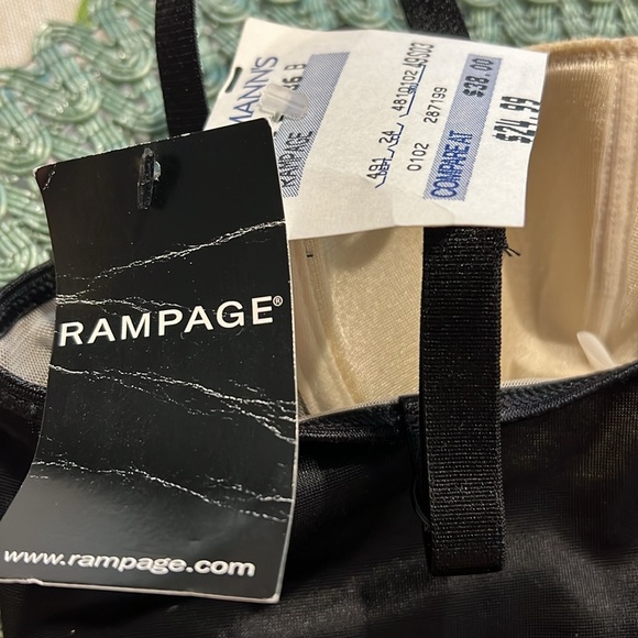 NWT black lace corset. Size 36B. Black satin ribbon, lace, blush undertone. - Picture 8 of 14